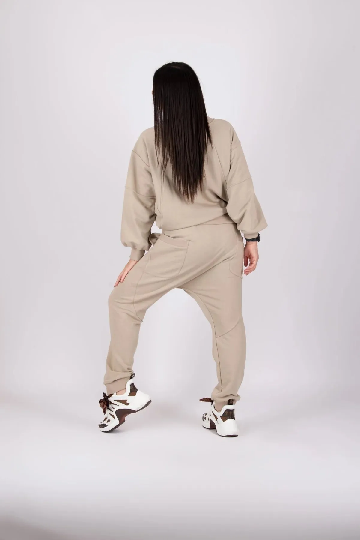 AMALIA BEIGE WIDE TRACKSUIT