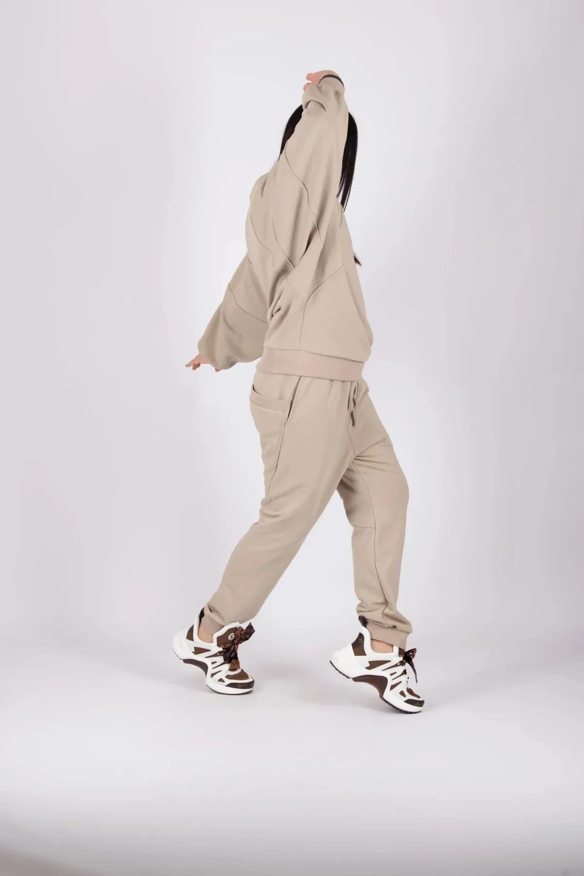 AMALIA BEIGE WIDE TRACKSUIT