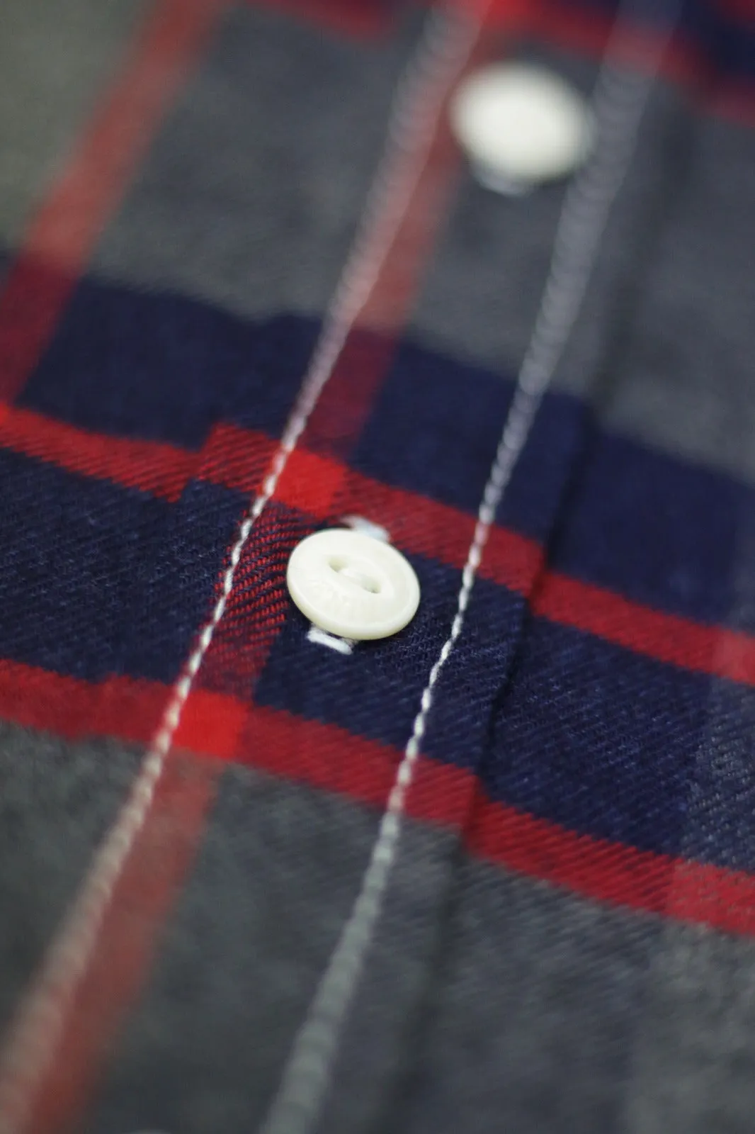 GREYHOUND PLAID FLANNEL WORK SHIRT (GREY/BLUE/RED)