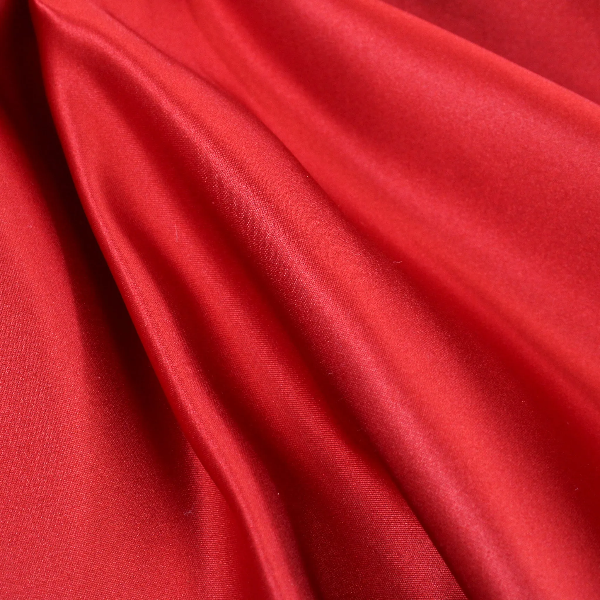 RED ROSE DUCHESS SATIN