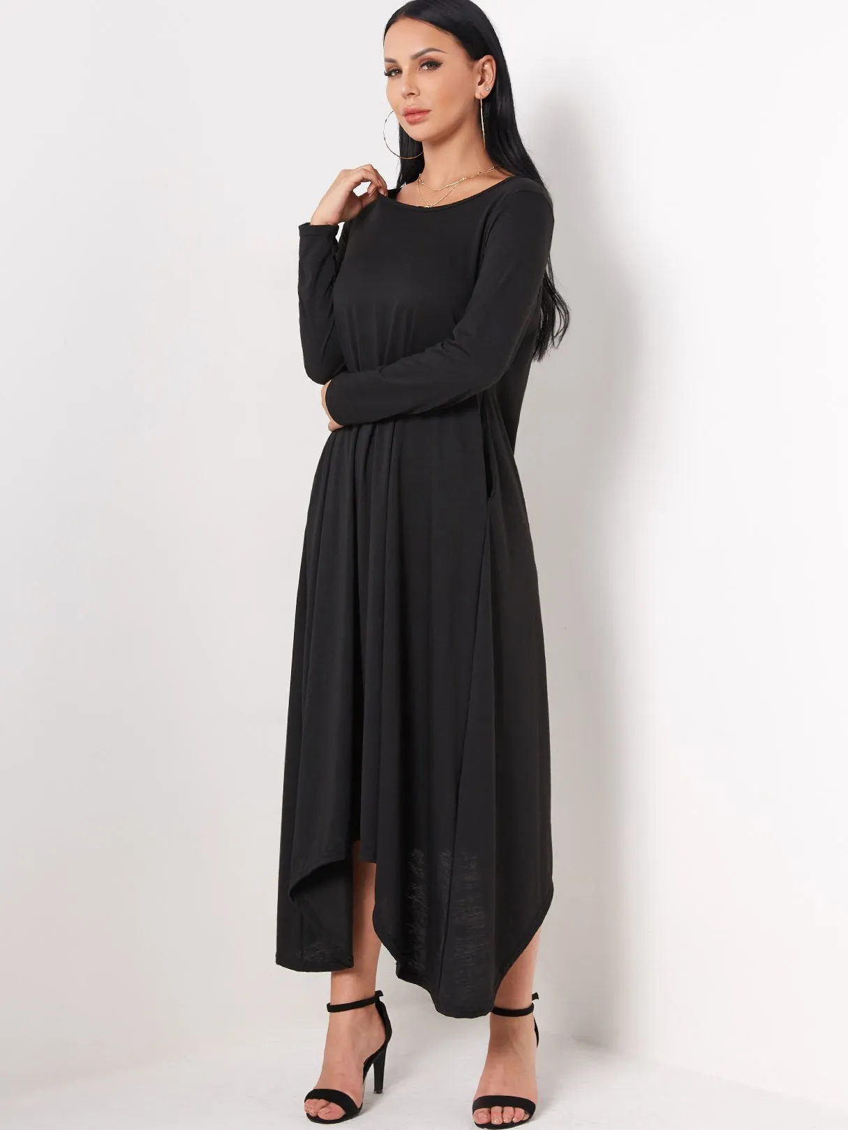 Wholesale Round Neck Plain Side Pockets Long Sleeve Black Maxi Dress